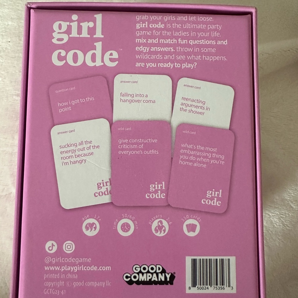 Girl Code Card Game - Picture 2 of 3